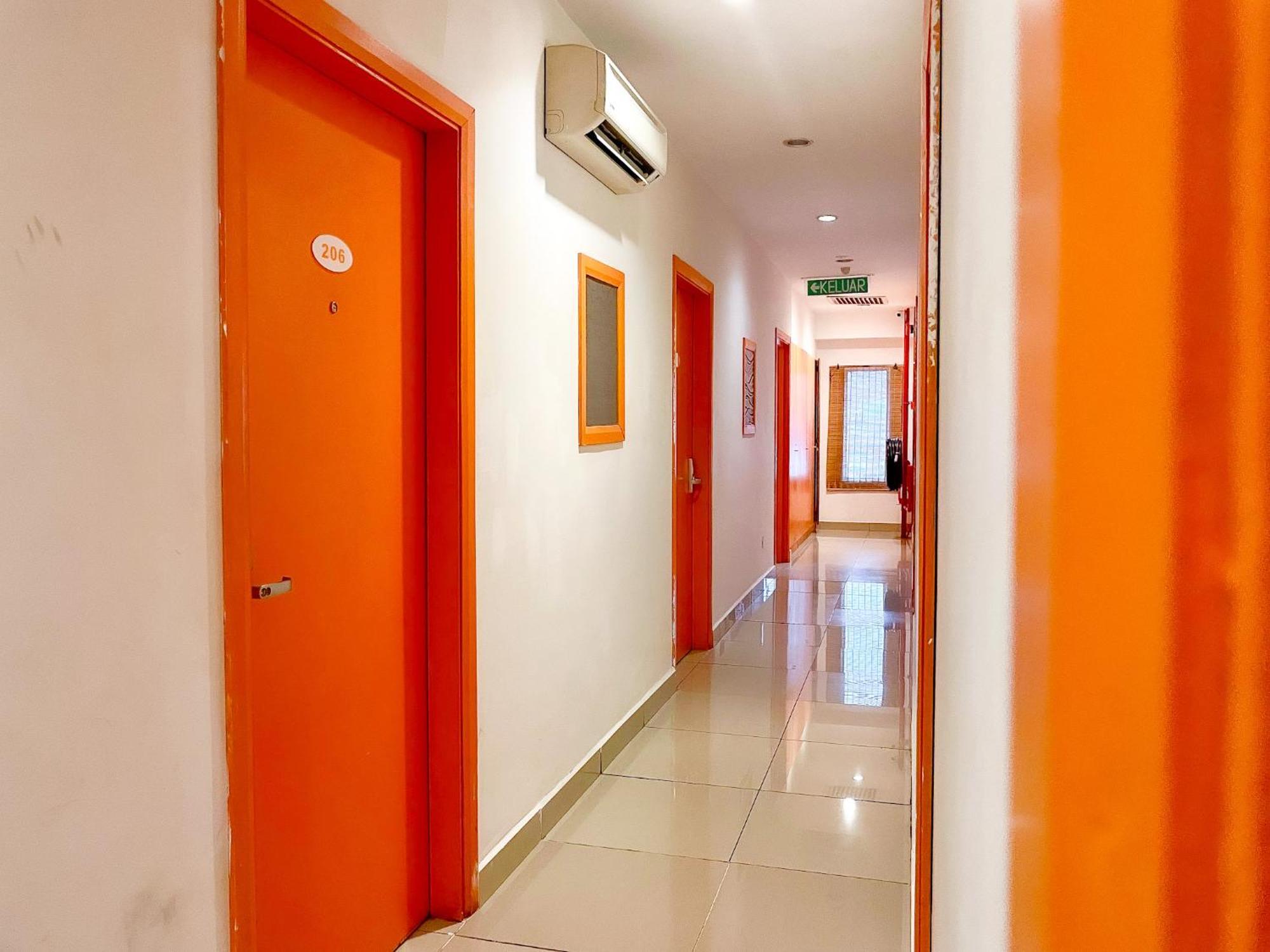 1 Hotel Taman Connaught Kuala Lumpur Buitenkant foto