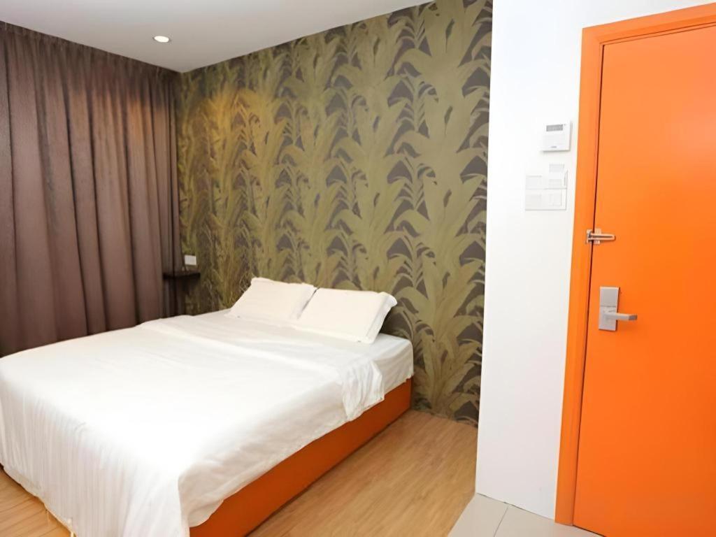 1 Hotel Taman Connaught Kuala Lumpur Buitenkant foto