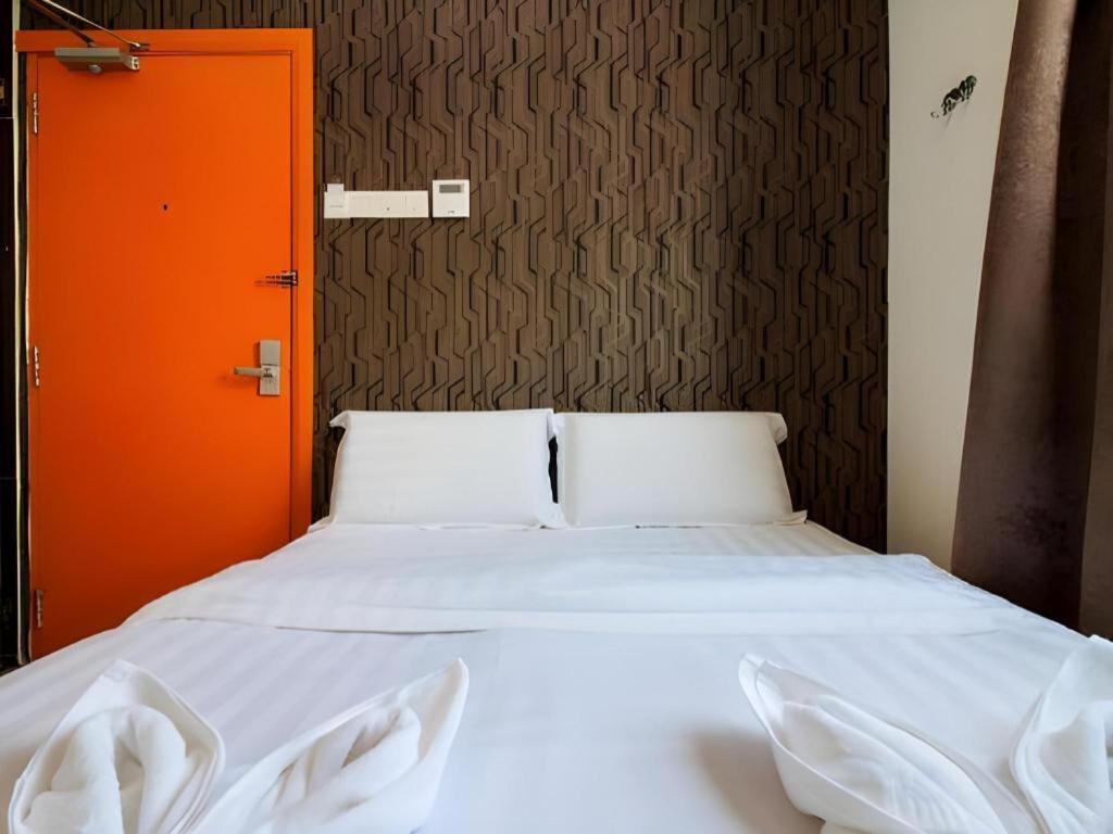 1 Hotel Taman Connaught Kuala Lumpur Buitenkant foto