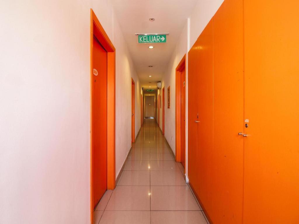 1 Hotel Taman Connaught Kuala Lumpur Buitenkant foto