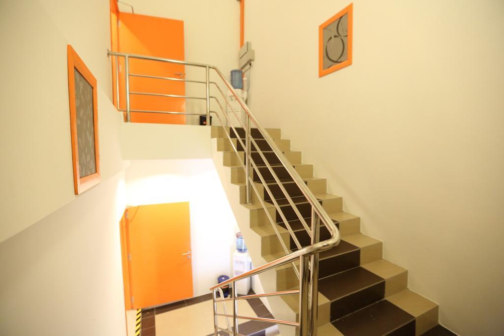 1 Hotel Taman Connaught Kuala Lumpur Buitenkant foto